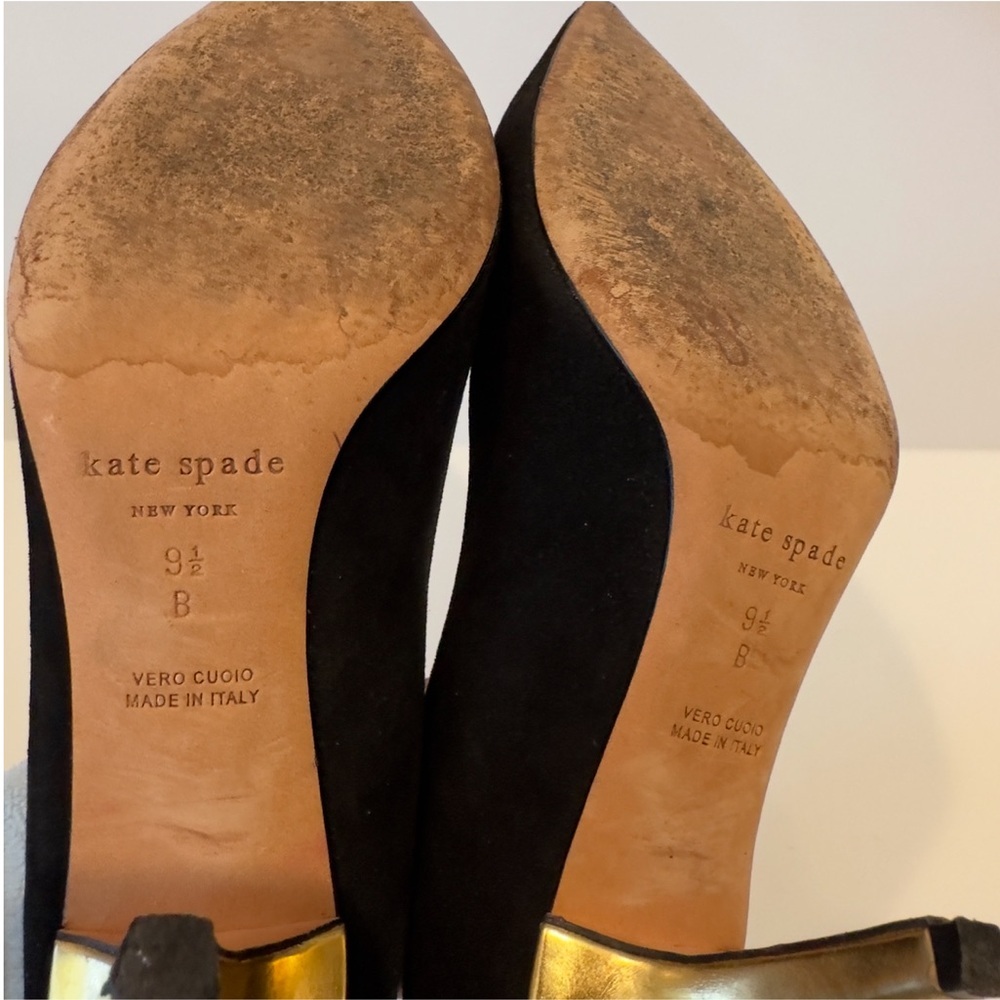 Kate Spade New York Women's suede pumps with Gold Heels - Picture 5 of 6